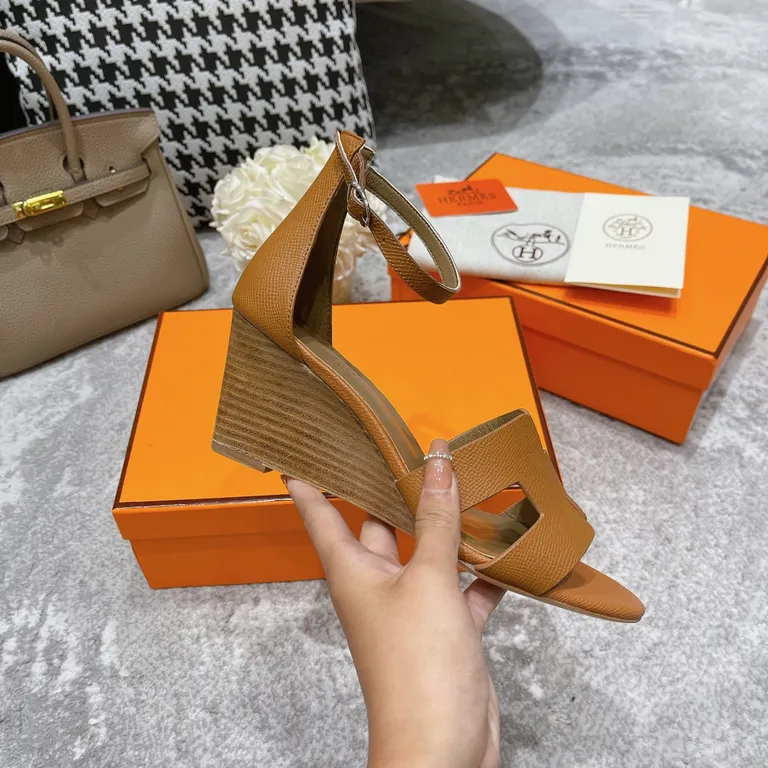 Hermes Shoe 